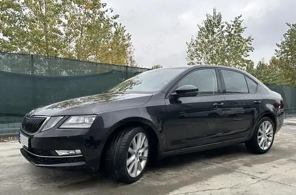 Negru Utilizat 2018 Skoda Octavia LAURIN & KLEMENT Break | 13.450 EUR (Preț OK) - Imagine 1/4