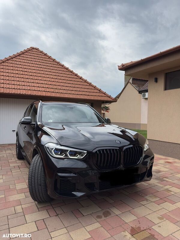Negru Utilizat 2022 BMW X5 SUV | 59.500 EUR (Preț OK) - Imagine 1/4