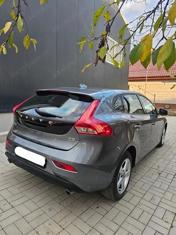 Second-hand Volvo V40 120 CP (88 kW) 2019 Gri Berlinǎ