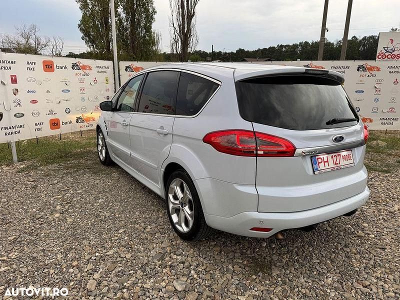 Second-hand Ford S-MAX Titanium X 160 CP (117 kW) 2012 Culoarealb Monovolum
