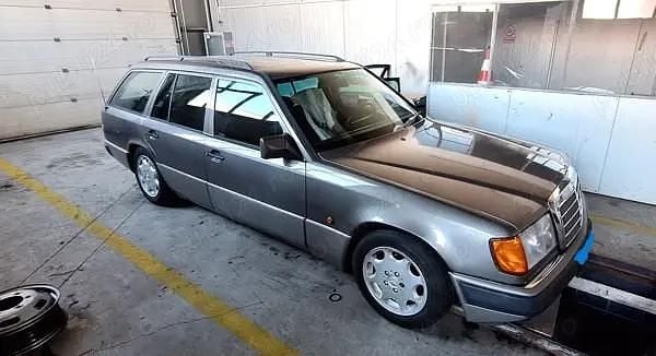 Utilizat 1990 Mercedes 230 Break | 6.790 EUR - Imagine 1/4