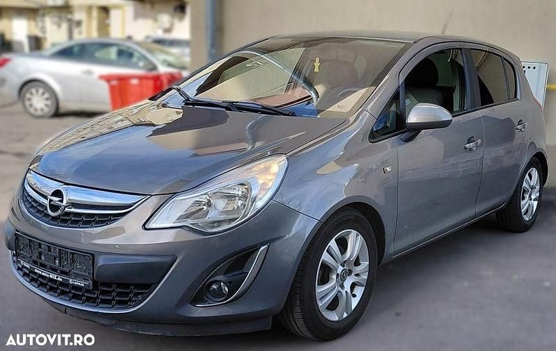 Second-hand Opel Corsa Selection 95 CP (69 kW) 2011 Culoaregri Hatchback