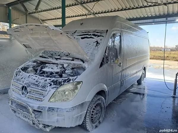 Alb Utilizat 2009 Mercedes Sprinter Van | 8.600 EUR (Preț OK) - Imagine 1/3