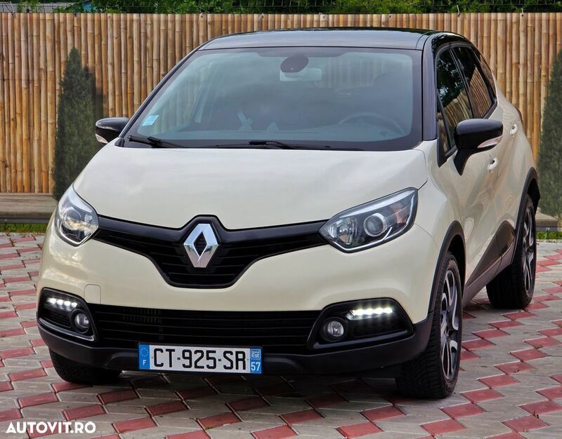Bej Utilizat 2014 Renault Captur Intens SUV | 6.799 EUR (Preț OK) - Imagine 1/4