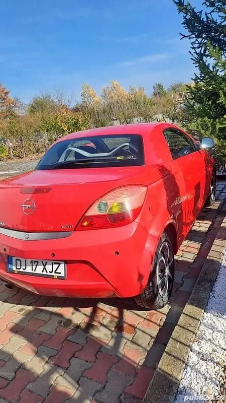 Second-hand Opel Tigra 70 CP (51 kW) 2007 Coupe