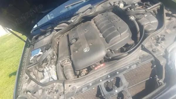 Utilizat 2005 Mercedes 280 Berlinǎ | 4.500 EUR - Imagine 1/4