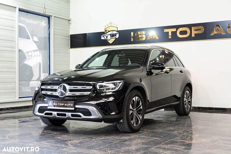 Culoarenegru Utilizat 2021 Mercedes GLC300 Exclusive SUV | 35.000 EUR (Preț OK) - Imagine 1/4
