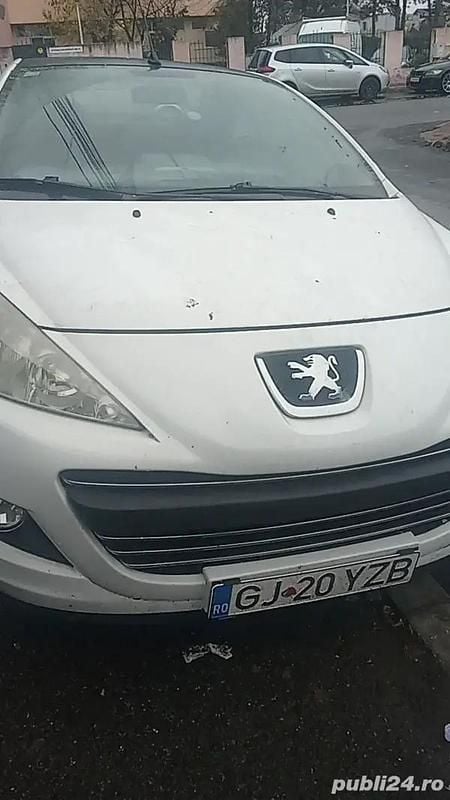 Utilizat 2009 Peugeot 207 CC Cabrio | 2.300 EUR - Imagine 1/4