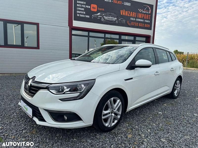 Culoarealb Utilizat 2018 Renault Mégane GrandTour Break | 8.400 EUR (Super Preț) - Imagine 1/4