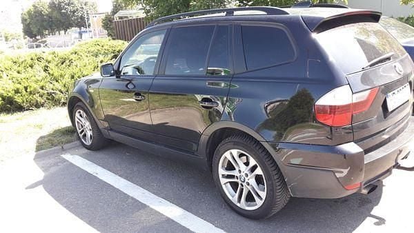 Negru Utilizat 2006 BMW X3 SUV | 4.200 EUR (Preț OK) - Imagine 1/4