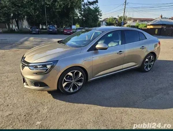 Utilizat 2019 Renault Mégane IV Intens Berlinǎ | 13.500 EUR (Preț OK) - Imagine 1/4