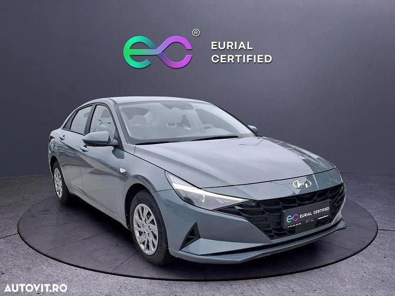 Second-hand Hyundai Elantra Comfort 123 CP (90 kW) 2021 Culoaregri Berlinǎ