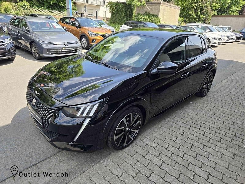 Second-hand Peugeot 208 GT 101 CP (74 kW) 2023 Hatchback