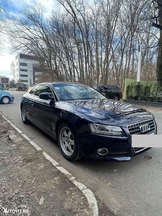 Culoarealbastru Utilizat 2009 Audi A5 Coupe | 6.000 EUR (Preț bun) - Imagine 1/4