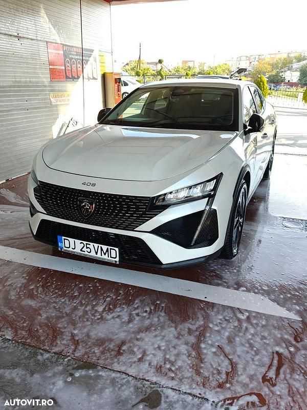 Culoarealb Utilizat 2023 Peugeot 408 Allure Berlinǎ | 120.000 EUR - Imagine 1/4