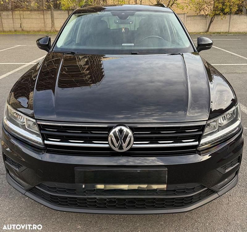 Culoarenegru Utilizat 2018 VW Tiguan Comfortline SUV | 22.800 EUR (Preț OK) - Imagine 1/4