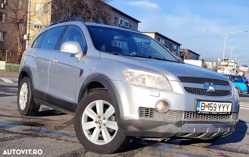 Second-hand Chevrolet Captiva LT 150 CP (110 kW) 2008 Culoaregri SUV