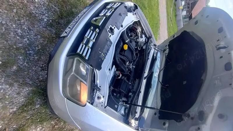 Argint Utilizat 2015 Dacia Duster Lauréate SUV | 6.500 EUR (Preț OK) - Imagine 1/4