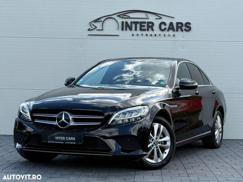Negru Utilizat 2019 Mercedes C200 Berlinǎ | 20.990 EUR (Preț OK) - Imagine 1/4