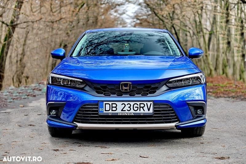 Culoarealbastru Utilizat 2024 Honda Civic Advance Hatchback | 38.499 EUR - Imagine 1/4