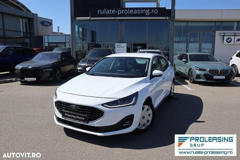 Alb Utilizat 2021 Ford Focus Hatchback | 13.310 EUR (Preț OK) - Imagine 1/4