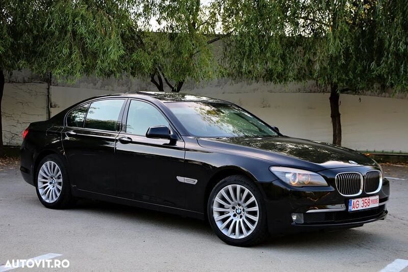Negru Utilizat 2011 BMW 730 Berlinǎ | 10.890 EUR (Preț bun) - Imagine 1/4