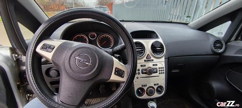 Second-hand Opel Corsa 90 CP (66 kW) 2008 Gri Berlinǎ