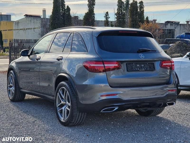 Second-hand Mercedes GLC250 AMG line 204 CP (150 kW) 2017 Culoaregri SUV