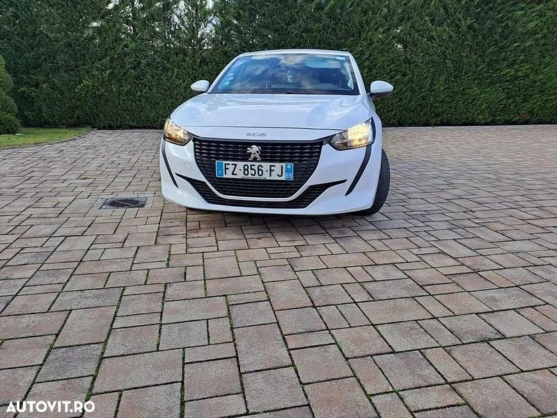 Culoarealb Utilizat 2021 Peugeot 208 Active Hatchback | 8.150 EUR (Preț bun) - Imagine 1/4