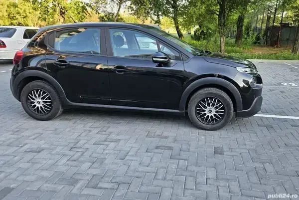 Second-hand Citroën C3 68 CP (50 kW) 2019 Negru Hatchback