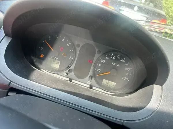 Utilizat 2002 Ford Fiesta Hatchback | 600 EUR (Super Preț) - Imagine 1/4
