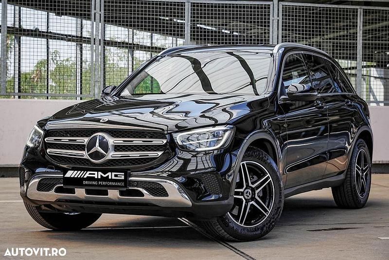 Culoarenegru Utilizat 2022 Mercedes GLC300e Exclusive SUV | 25.550 EUR (Super Preț) - Imagine 1/4