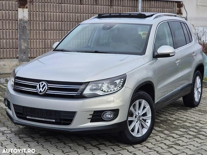 Culoarealte culori Utilizat 2014 VW Tiguan Sportline SUV | 11.650 EUR (Preț OK) - Imagine 1/4