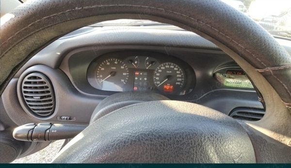 Utilizat 2002 Renault Mégane Berlinǎ | 1.600 EUR - Imagine 1/3