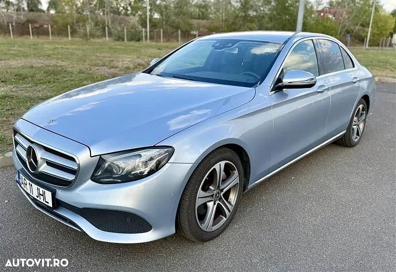 Culoareargint Utilizat 2018 Mercedes E300 Avantgarde Berlinǎ | 20.900 EUR (Preț OK) - Imagine 1/4