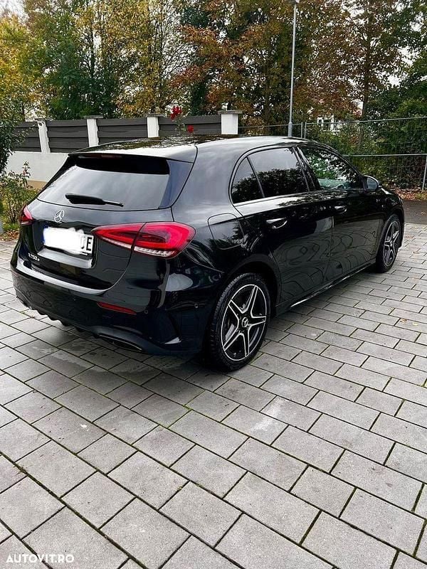 Second-hand Mercedes A250 218 CP (160 kW) 2021 Culoarenegru Hatchback