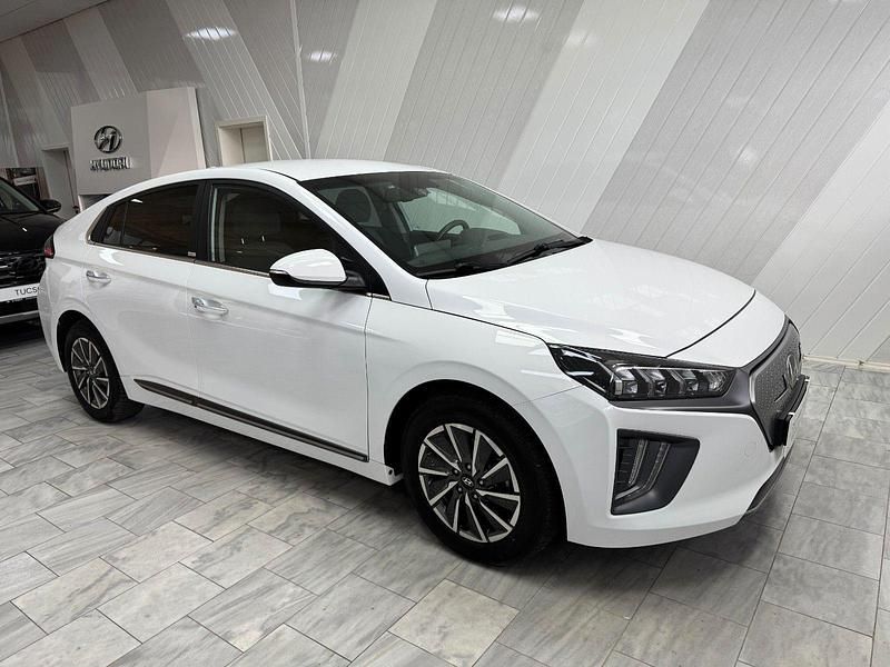 Utilizat 2022 Hyundai Ioniq 6 Style Berlinǎ | 16.943 EUR - Imagine 1/1