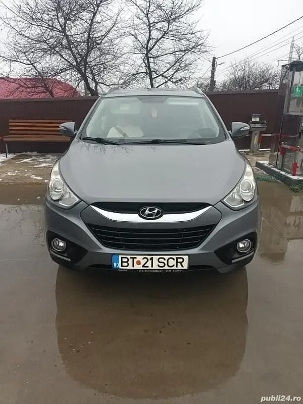 Gri Utilizat 2013 Hyundai ix35 SUV | 7.700 EUR (Preț OK) - Imagine 1/4