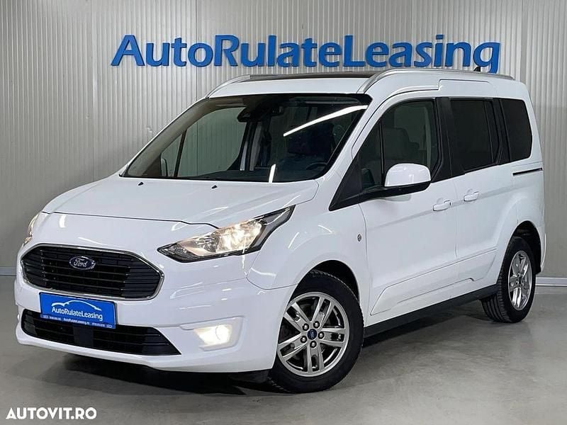 Alb Utilizat 2020 Ford Tourneo Connect Titanium Monovolum | 14.290 EUR (Scump) - Imagine 1/4
