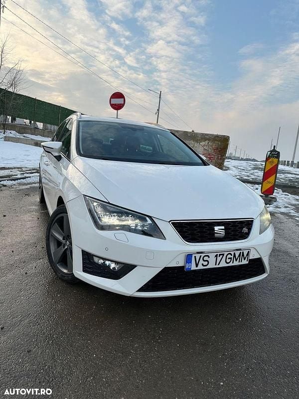 Culoarealb Utilizat 2015 Seat Leon FR Break | 9.500 EUR (Preț OK) - Imagine 1/4