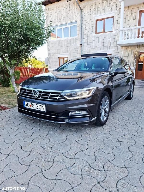 Culoarenegru Utilizat 2018 VW Passat Comfortline Break | 10.999 EUR (Preț OK) - Imagine 1/4
