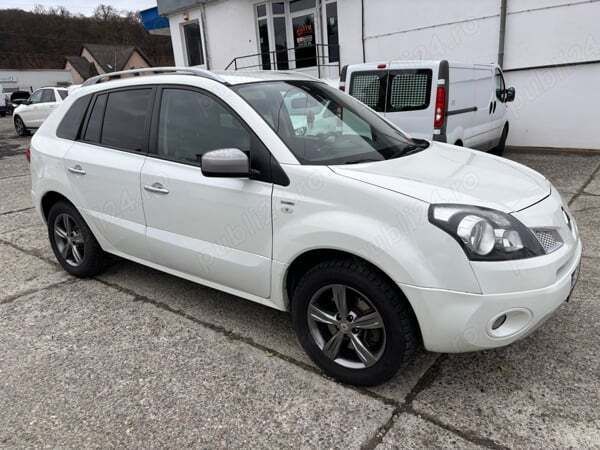 Utilizat 2011 Renault Koleos Bose Edition SUV | 5.250 EUR (Preț OK) - Imagine 1/4