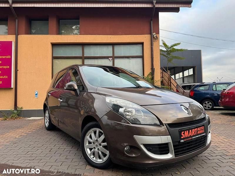 Culoaremaro Utilizat 2010 Renault Scénic III Monovolum | 4.100 EUR (Preț OK) - Imagine 1/4