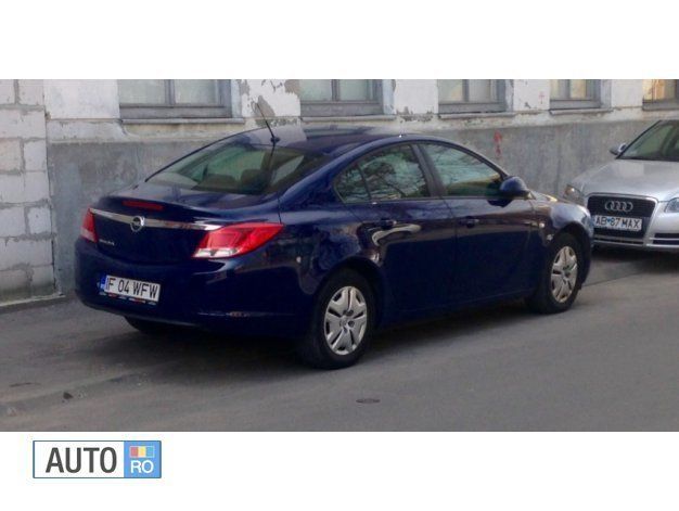 Albastru marin Utilizat 2011 Opel Kadett Berlinǎ | 7.500 EUR - Imagine 1/4