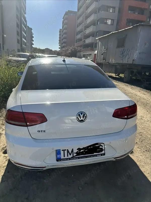 Second-hand VW Passat GTE 218 CP (160 kW) 2018 Berlinǎ