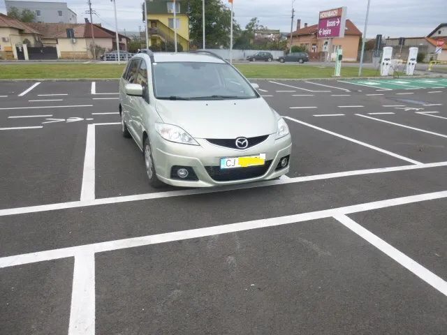 Galbeuriu Utilizat 2008 Mazda 5 Monovolum | 1.717 EUR (Super Preț) - Imagine 1/4