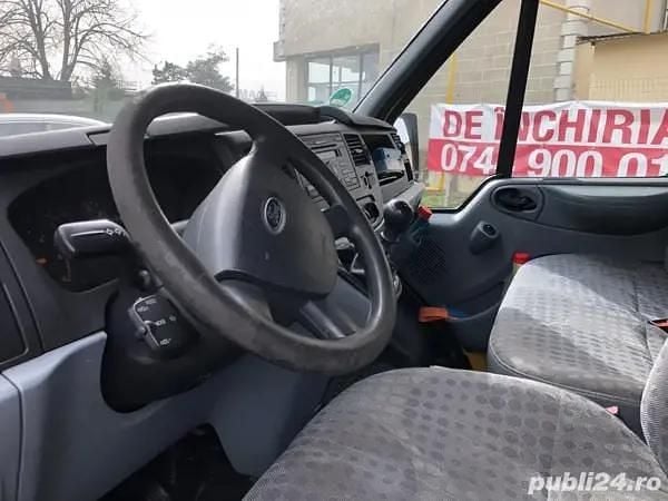 Utilizat 2011 Ford Transit Van | 2.900 EUR (Super Preț) - Imagine 1/4