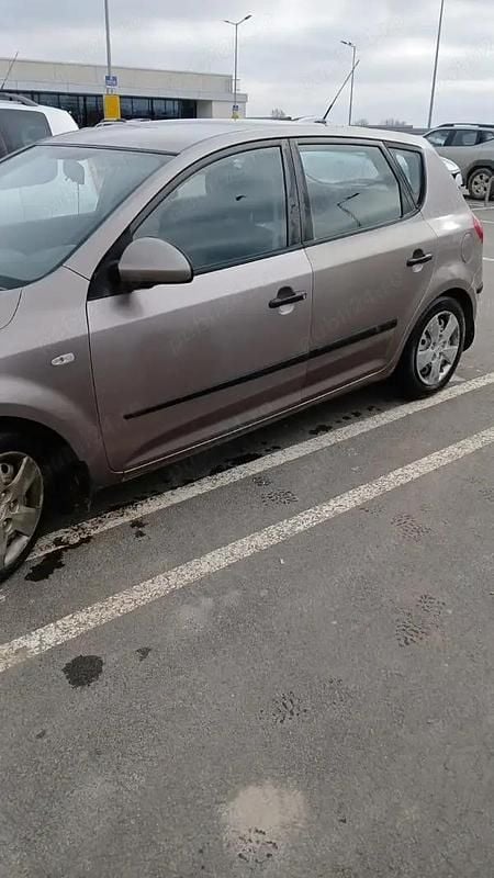 Second-hand Kia Ceed 80 CP (58 kW) 2008 Hatchback