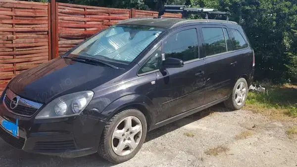 Negru Utilizat 2007 Opel Zafira Monovolum | 10.000 EUR - Imagine 1/4