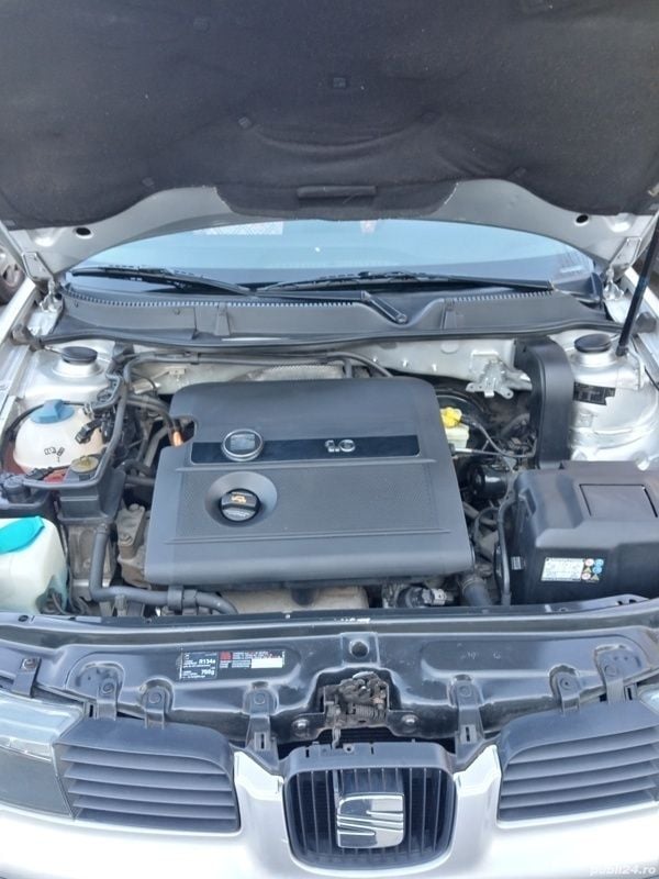 Second-hand Seat Leon 77 CP (56 kW) 2004 Hatchback